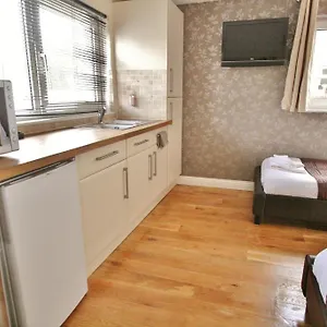 Gloucester Road By Roomsbooked - Free Parking 3* Cheltenham